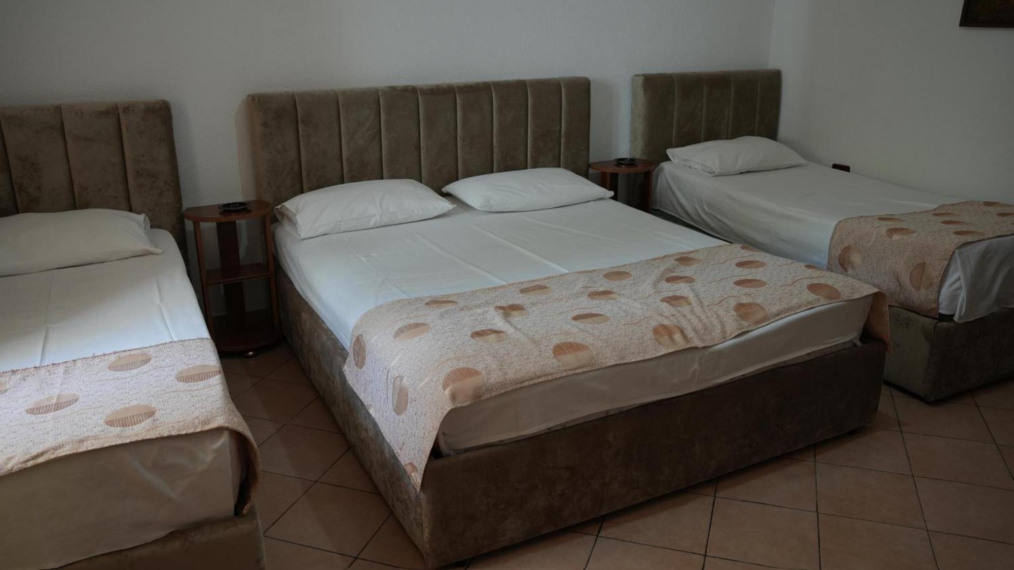 Alen Bar Hotel Tirana Exteriér fotografie
